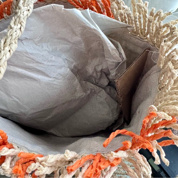 NWT! Haute Hippie Woven Beach Bag Orange Heart - Picture 5 of 7